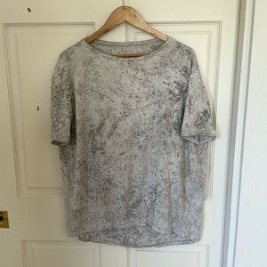 Lululemon oversized tshirt